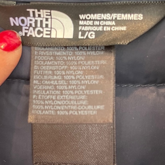 THE NORTH FACE Jacket Women’s Large LIGHTWEIGHT Navy Quilted Puffer Jacket - Picture 3 of 12